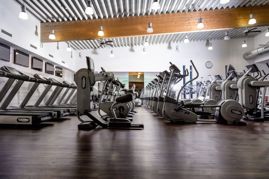 TopFit_AC(60) TOP FIT STUDIOS